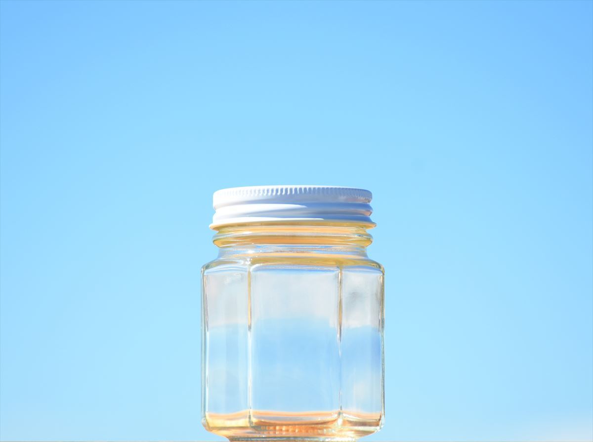 食べるラー油の瓶として人気の100ml六角保存瓶です 食べるラー油の瓶として人気の100ml六角保存瓶です